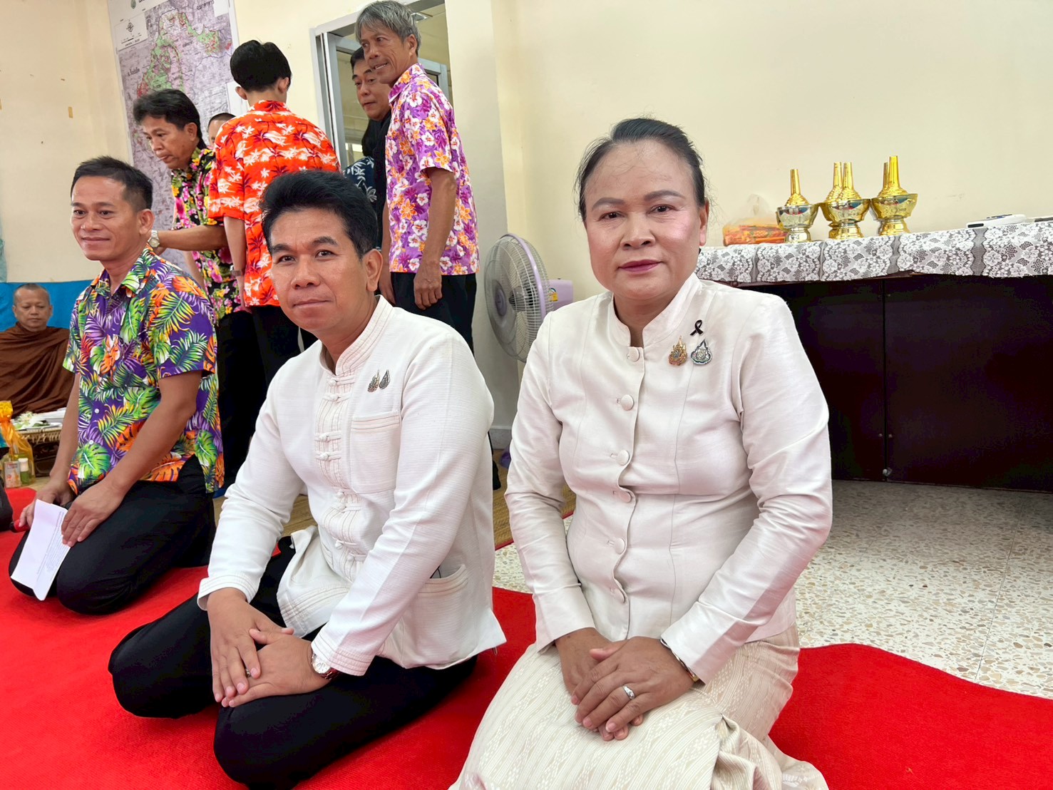 title - ส.ป.ก. ยโสธร จัดพิธีเจริญพระพุทธมนต์ทำบุญถวายภัตตาหารเพลแด่พระสงฆ์ พิธีสักการะศาลเจ้าที่และสิ่งศักดิ์สิทธิ์ประจำสำนักงาน เนื่องในเทศกาลวันขึ้นปีใหม่ไทย